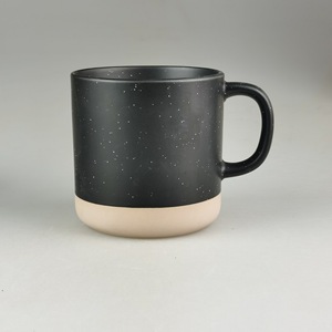 Vente à Chaud Design Moderne Moucheté Blanc Cadeau Personnalisé Logo Personnalisé Maquillage Terre Revêtement Tasse à Café en <span class=keywords><strong>Céramique</strong></span> - Product Image 3