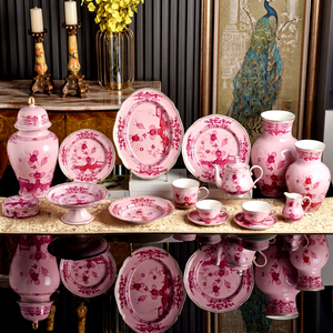 Juego de vajilla de porcelana rosa vintage con diseño floral bajo esmalte, estilo italiano, platos y cuencos de cerámica con caja de regalo para banquetes. - Product Image 1