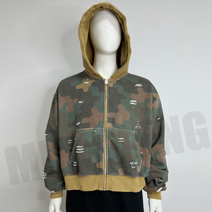 Sweat à capuche ample à épaules tombantes avec fermeture éclair, imprimé camouflage vintage en patchwork personnalisé - Product Image 4