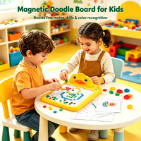 Tableau magnétique en plastique en forme d'ours mignon pour enfants, jouet éducatif avec perles, planche à dessin pour l'apprentissage précoce des tout-petits, entraînement à la concentration