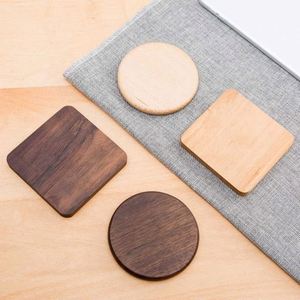 Sous-verres en bois de hêtre avec logos personnalisés en relief, couleur naturelle, durables, forme carrée et ronde, design minimaliste pour usage promotionnel - Product Image 4