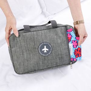 Sac de voyage portable à séparation humide/sèche avec fermeture éclair pour bain de bouche, en tissu Oxford, anti-poussière, pour la prévention des épidémies et la natation - Product Image 4