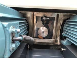 Machine à biseauter verticale pour le polissage du verre intégrée certifiée CE Fabricants de bordures Ventes directes avec composant de moteur de base - Product Image 4