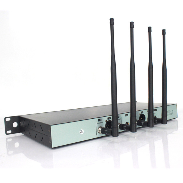 Professional AD4D Cardioid UHF clear and Present Sound Wireless Microphone System Set with 2 Battery Handheld Mic