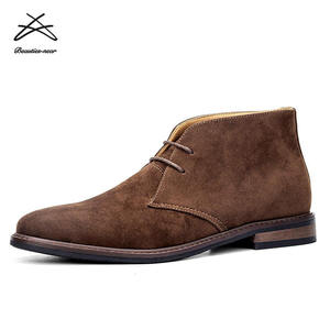Stivali Desert in Camoscio Vintage Classici da <span class=keywords><strong>Uomo</strong></span> Taglie Forti, Comodi Stivaletti Casual con Lacci Chukka - Product Image 2