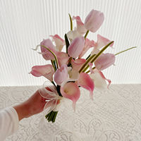 Handgefertigte Realistische Weiche Calla-Lilie Tulpe Lotus Künstliche Blume Hochzeits-Lizenz Weiße Rosa Koreanische Frische Kleine Blumen für Braut-Fotos