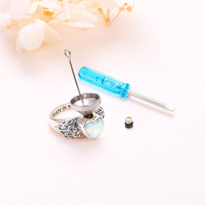 Cincin guci Opal hati untuk abu baja nirkarat perhiasan kremasi abu cincin kenang-kenangan untuk wanita perhiasan Memorial cincin berurang - Product Image 2