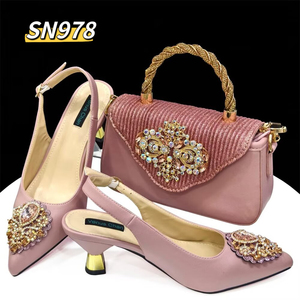 2024 розовая Женская сумка в классическом стиле на высоком каблуке, комплект из туфель и сумочки в африканском стиле - Product Image 2