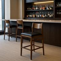 Tabouret de bar en bois de frêne massif avec coussin en cuir PU noir, dossier bas, hauteur de comptoir, pour hôtel, bar à vin, restaurant