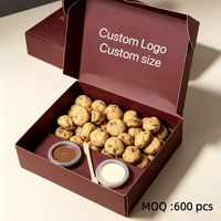 Boîte cadeau de luxe personnalisée pour biscuits avec pots de sauce jetables, boîte d'emballage en papier à couvercle rabattable pour biscuits
