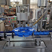 Machine de remplissage de jus d'orange et de citron en bouteille de verre ou en plastique / Petite machine de mise en bouteille de jus de fruits / Ligne de remplissage de jus