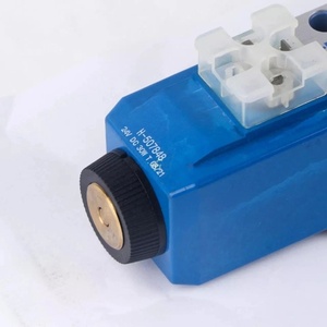 Vanne directionnelle hydraulique à solénoïde DG4V-3-8C-VM-U-H7-61 Cetop 3 NG6 en stock - Product Image 1