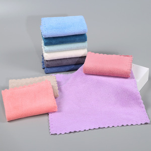 Serviette carrée en polaire corail Carlota 30x30cm 25x25cm, douce et absorbante, torchon de cuisine, serviette à main pour usage général - Product Image 2