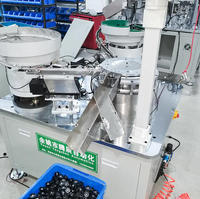 Machine d'assemblage de pulvérisateurs de roulements de moteur PLC entièrement automatique NBTY |   Plastique pour la désinfection/cosmétique/nettoyage ménager - Durée de vie 1 an