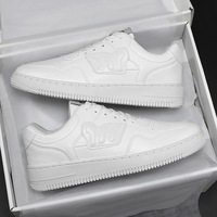 Baskets en cuir blanc pour hommes, semelle en caoutchouc respirante, talon plat, semelle intermédiaire EVA, chaussures de sport décontractées, taille 40-45