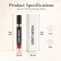 Gloss à lèvres longue tenue effet miroir, fourni avec tube rond noir pour un maquillage nude, aspect naturel, marque privée