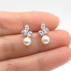 Boucles d'oreilles pendantes en forme de feuille d'érable pour femmes, design nature, mode, accessoires pour les oreilles à porter tous les jours - Product Image 3
