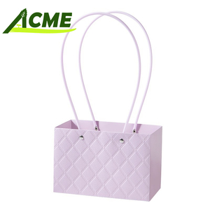 Vente en gros de boîte à fleurs trapézoïdale en relief <span class=keywords><strong>macaron</strong></span> couleur sac à main emballage en carton cadeau impression carton personnalisée - Product Image 2