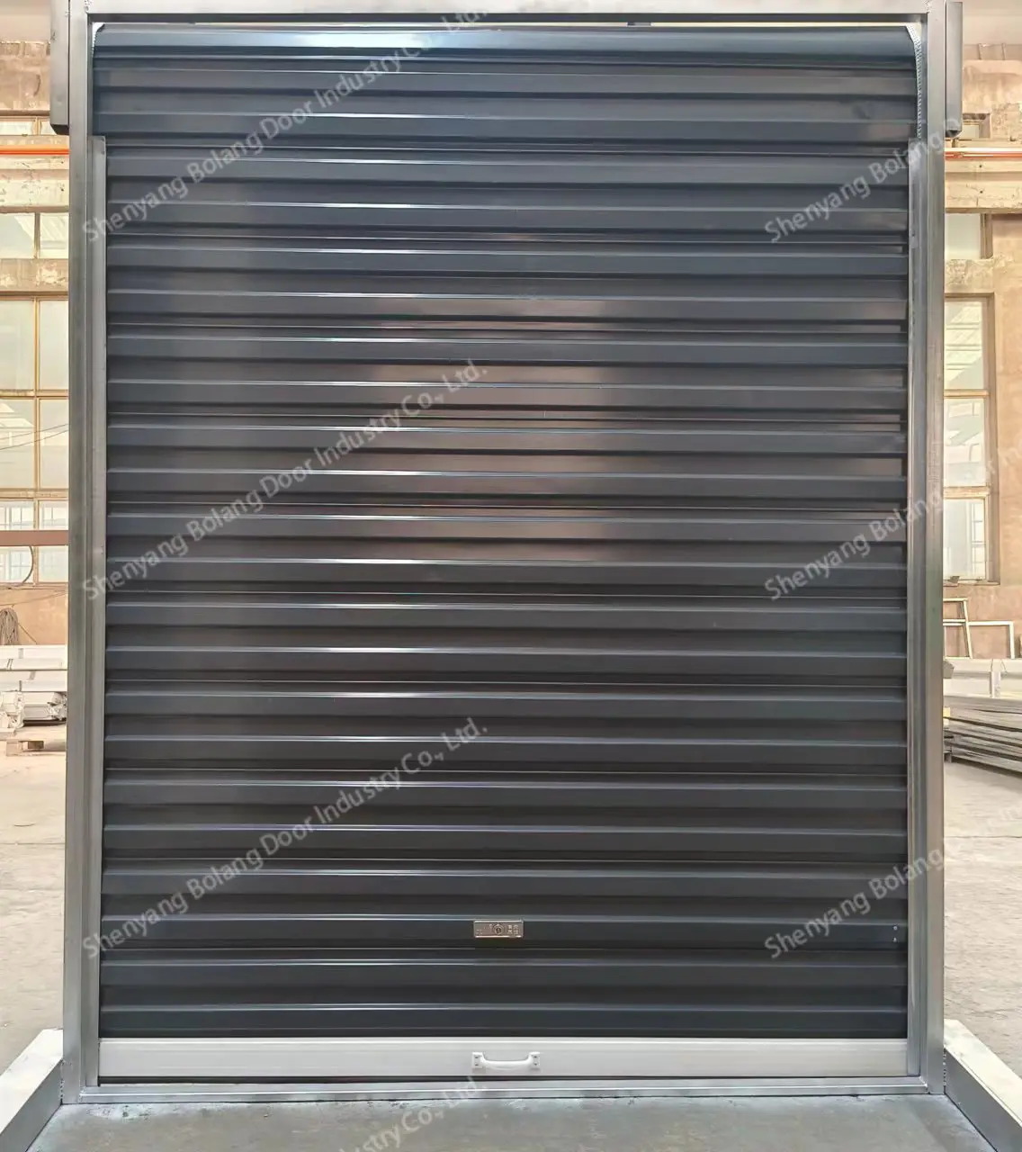Высококачественная ручная рулонная дверь для самостоятельного хранения, открытая стальная дверь