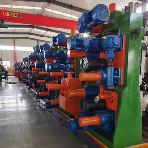 Machine <span class=keywords><strong>de</strong></span> fabrication <span class=keywords><strong>de</strong></span> tubes carrés entièrement <span class=keywords><strong>automatique</strong></span> à formage direct 200x200mm, <span class=keywords><strong>prix</strong></span> avec rouleaux - Product Image 4