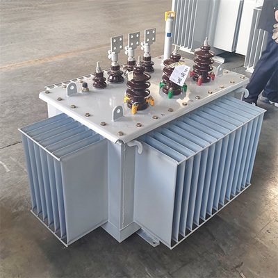 Three Phase Oil-immersed Transformer 220V to 380V Triple-Winding Coil ISO9001 for Manufacturer