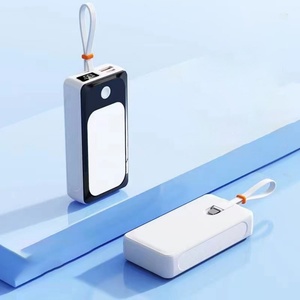 Mini batterie externe portable 8000 mAh avec lampe torche LED, interface USB, charge rapide, idéale pour les voyages, les activités de plein air, cadeau universel - Product Image 6