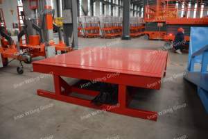 Plataforma Niveladora Hidráulica Fija <span class=keywords><strong>de</strong></span> 0.75 KW y 6-12 Toneladas para Fábrica y <span class=keywords><strong>Centro</strong></span> <span class=keywords><strong>de</strong></span> Distribución - Product Image 4