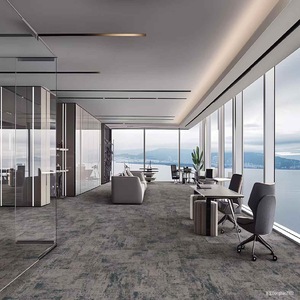 Dalles de <span class=keywords><strong>moquette</strong></span> modulaires grises ignifuges écologiques en nylon pour bureaux commerciaux, <span class=keywords><strong>prix</strong></span> de gros, 50*50, avec support en PVC pour le golf et les voyages - Product Image 2