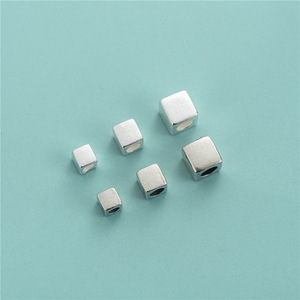 <span class=keywords><strong>Perline</strong></span> Cubiche da 4mm 5mm 6mm in <span class=keywords><strong>Argento</strong></span> Sterling <span class=keywords><strong>925</strong></span> Massiccio, Distanziatori Quadrati per Kit Fai-da-Te per Braccialetti - Product Image 3