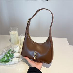 Bolso de Hombro Personalizado para Mujer, Estilo Moderno, Primavera 2026, Nuevo Estilo Simple Retro, Combinable con Todo, Diseño de Media Luna, Cierre de Cremallera, Poliéster - Product Image 1