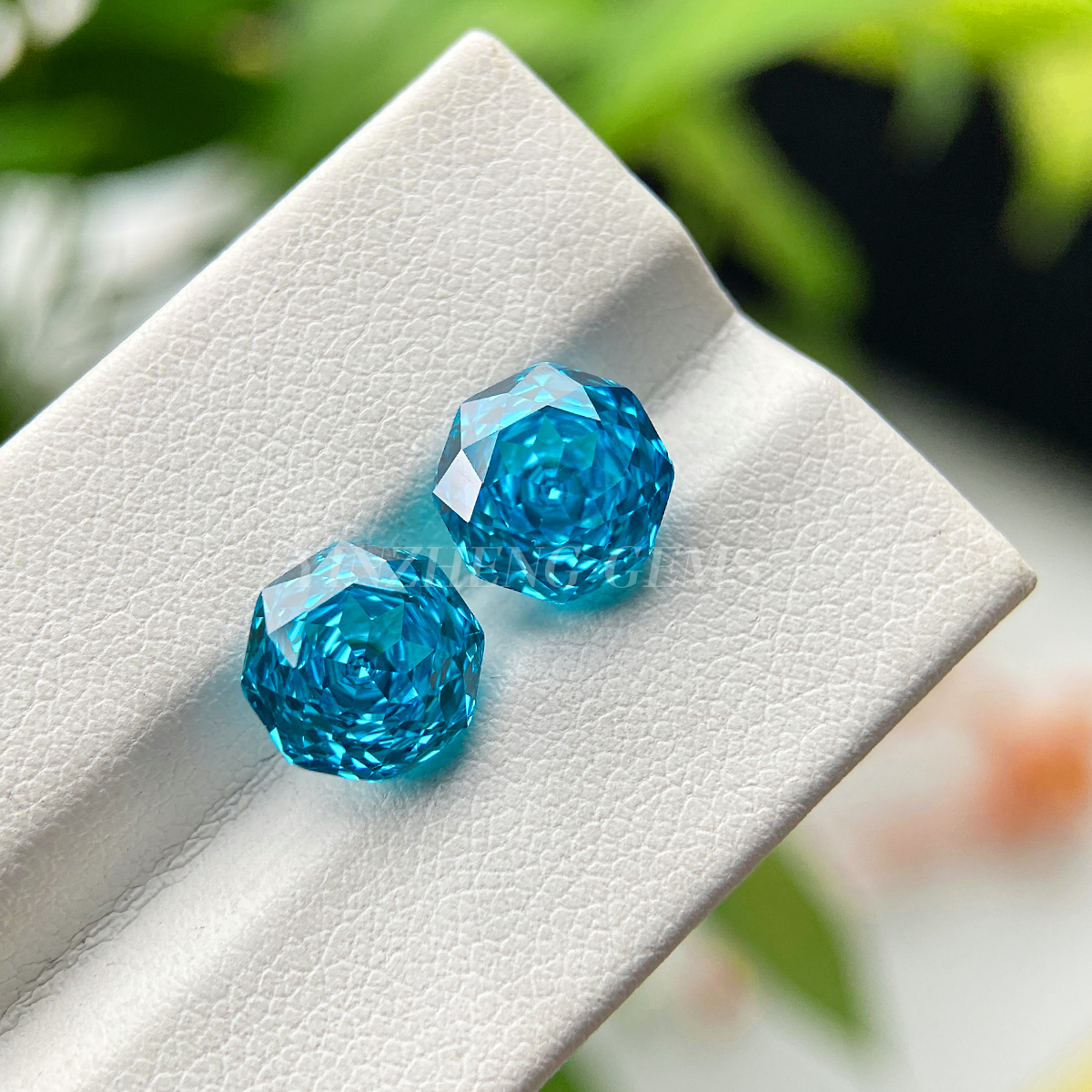 Azul