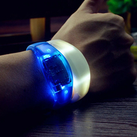 Bracelets lumineux LED pour concerts, activés par le son, pour bars et événements – Vente en gros