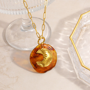 Collar de Acero Inoxidable con Colgante de Luna, Chapado en Oro de 18k, Cadena Casual en Capas, Joyería para Suéter - Product Image 4