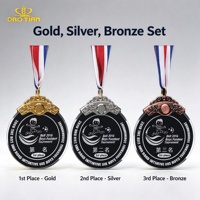 Médaille de sport en verre cristal transparent avec support métallique or, argent, bronze, gravée, pour football, marathon, course à pied, avec ruban