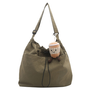 Vendita calda su misura in Nylon con coulisse <span class=keywords><strong>borsa</strong></span> a secchiello da esterno Casual a <span class=keywords><strong>tracolla</strong></span> <span class=keywords><strong>grande</strong></span> <span class=keywords><strong>borsa</strong></span> da donna - Product Image 1