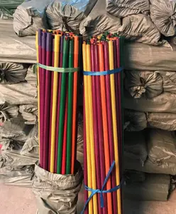 Mesin tongkat sapu berlapis PVC garis warna kayu dibuat dari pabrik Cina