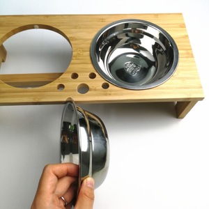 Comedero para Perros de Bambú con Cuencos de Acero Inoxidable 304, Soporte Elevado para Cuencos de Mascotas para Uso Doméstico - Product Image 5