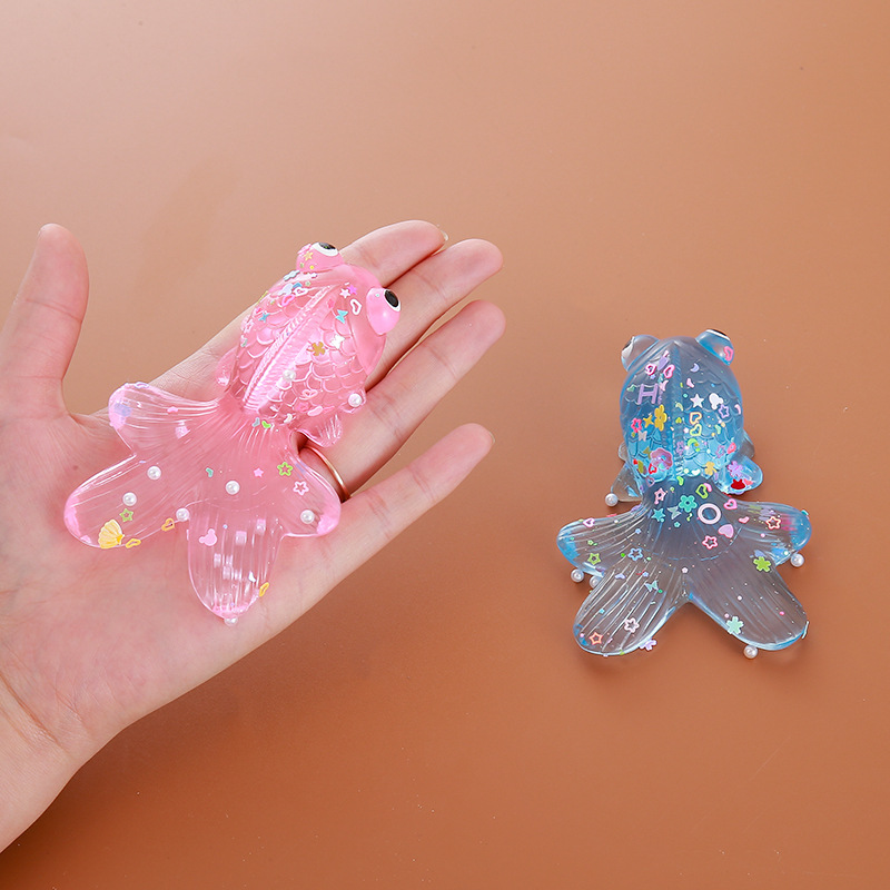 20640-Transparent Goldfish Squishy
