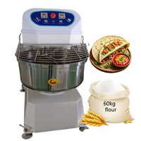 Nouvelle machine à pétrir entièrement automatique de grande capacité (130 L, 60 kg) pour la fabrication de nombreuses galettes de légumes, tartes au maïs, crêpes et raviolis.