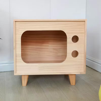 Vente en gros : Maison pour chat moderne en bois massif, villa pour animaux de compagnie en forme de téléviseur rétro, nid d'intérieur en bois avec pieds pour grands chats, faible MOQ