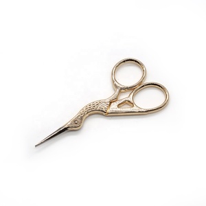 Soins personnels outils <span class=keywords><strong>de</strong></span> manucure à ongles en acier inoxydable ou <span class=keywords><strong>de</strong></span> coupe des sourcils pour femmes <span class=keywords><strong>de</strong></span> <span class=keywords><strong>ciseaux</strong></span> <span class=keywords><strong>de</strong></span> beauté - Product Image 3