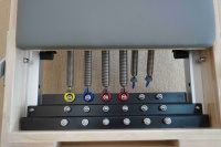 Máquina de Pilates Reformer de Madera de Roble con Torre, Barra Móvil de 6 Resortes de Grado Profesional, Semi Trapecio, para Entrenamiento de Core, Venta al por Mayor
