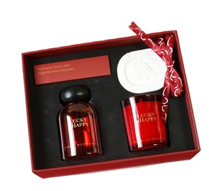 Bán Buôn Giáng Sinh Hộp Quà Tặng Sáp Đậu Nành Nến Reed Khuếch Tán Chai Sang Trọng Và Hương Liệu Nến Thiết Lập - Product Image 1