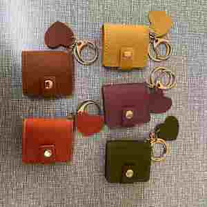 Personalized Colorful PU Leather Mini Heart Photo Keychain Pendant Picture Holder Portable Album Storage Birthday Wedding <b>Gifts</b> - Product Image 5