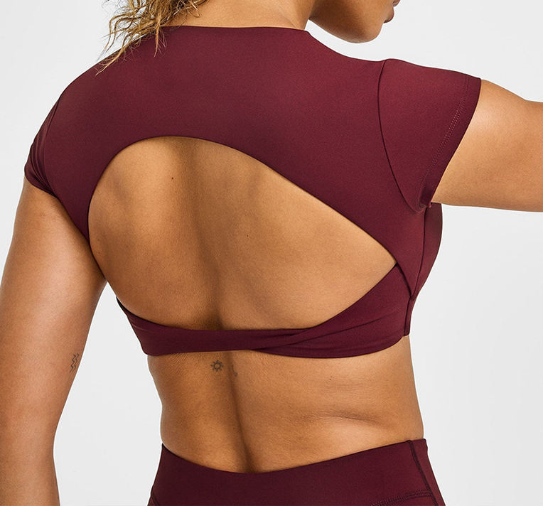 สั้น-แดง