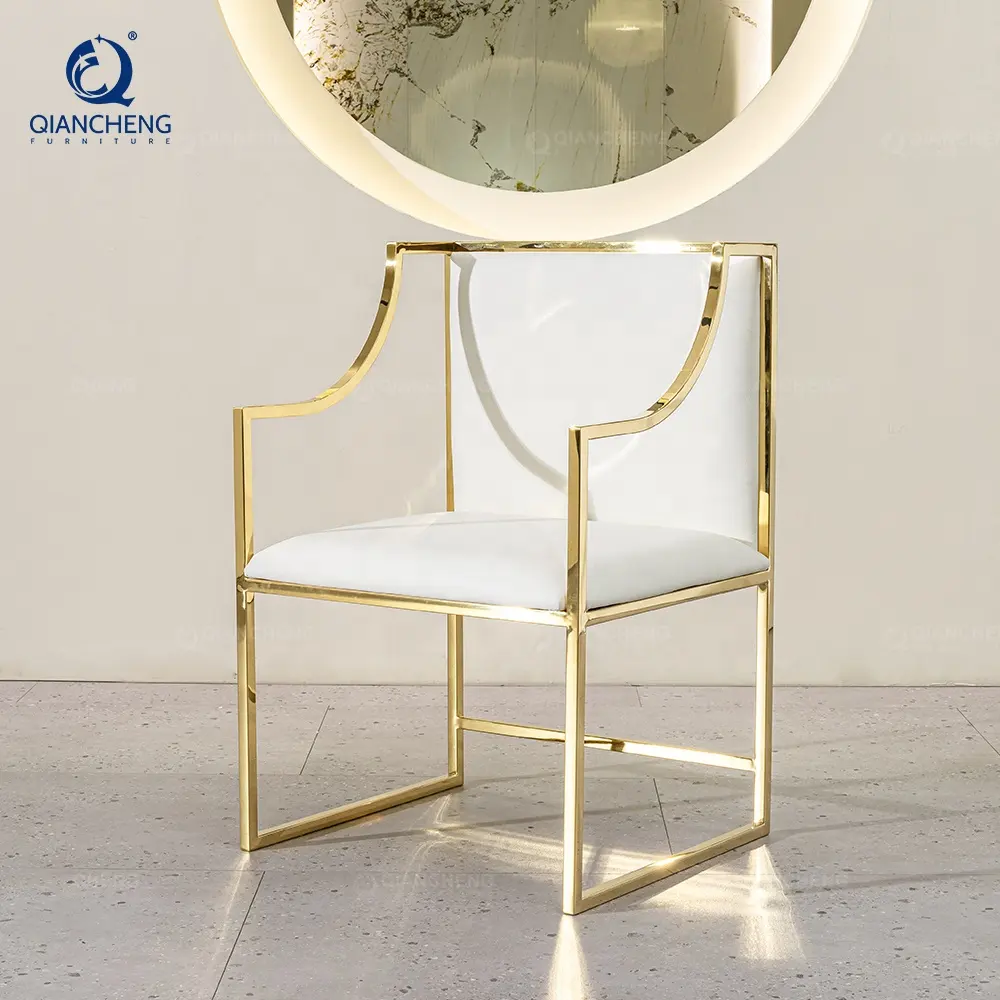 फैक्टरी कीमत कमरे में रहने वाले कुर्सी घर होटल के लिए चमकदार सोने स्टेनलेस स्टील फ्रेम असबाबवाला फर्नीचर आराम धातु कुर्सियों