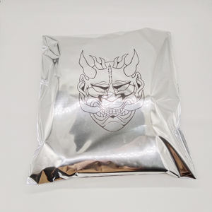 Bolsas de Embalaje para Ropa en Existencia, Bolsas de Correo Metálicas Plateadas, Impresión de Logotipo de Marca Personalizada, Bolsas de Embalaje de Plástico para Ropa de Tamaño Personalizado - Product Image 3