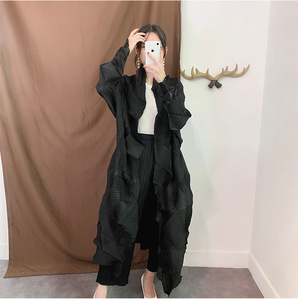 PY Gabardina Plisada Estilo Coreano Casual para Mujer, Elegante con Volantes Texturizados, Ropa Larga al por Mayor para Bazar - Product Image 5