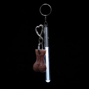 Реалистичный 3d пенис орнамент взрослый шалость подарок для автомобиля Аксессуары жидкий силиконовый пенис аксессуары Мини Забавный кулон - Product Image 2