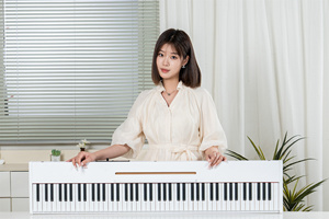 Fabriqué en Chine, piano électronique 88 touches de couleur blanche, clavier de piano numérique en bois avec réponse tactile pour débutants - Product Image 4